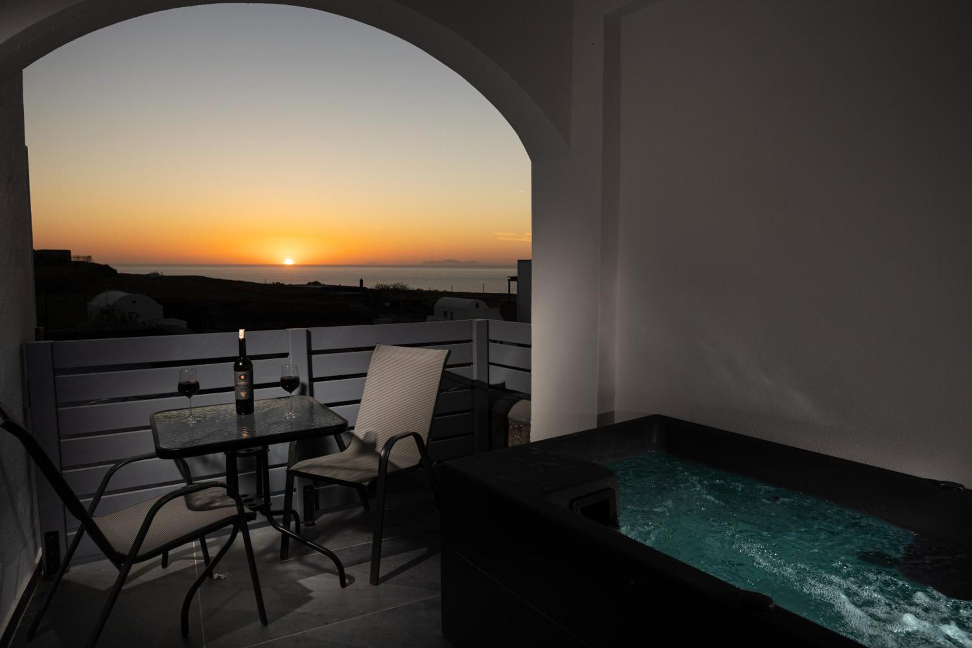 Nastram Suites Oia Luaran gambar